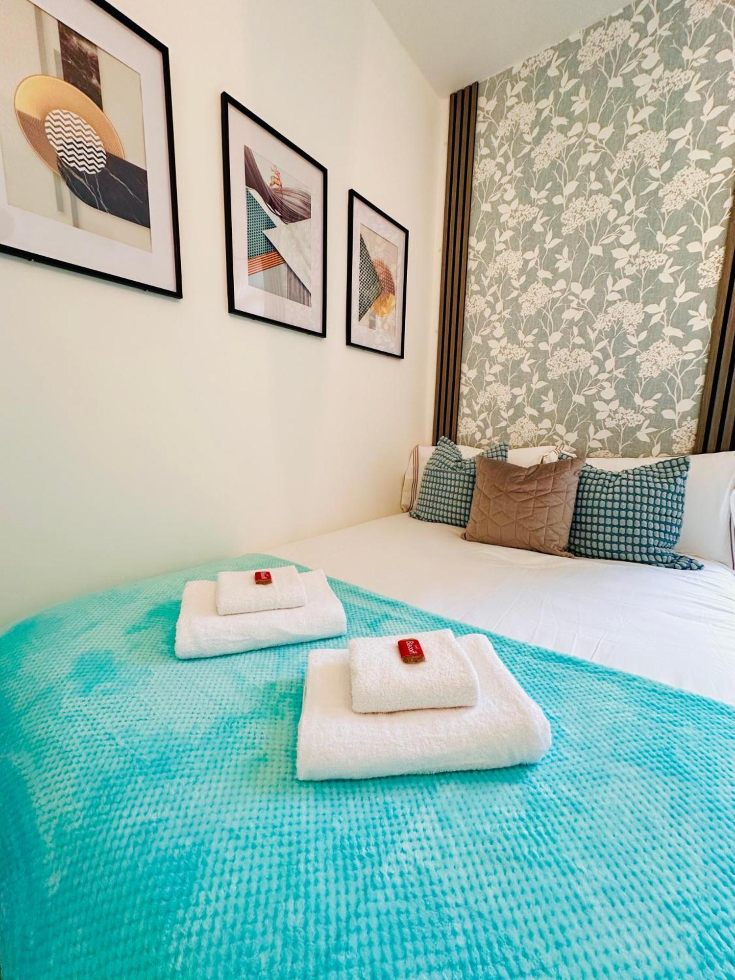R2 - Elegant Private Room Opposite Queen Elizabeth Hospital - Harborne Birmingham Bagian luar foto